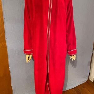 Earth Angels Women's Large Red Plush Robe